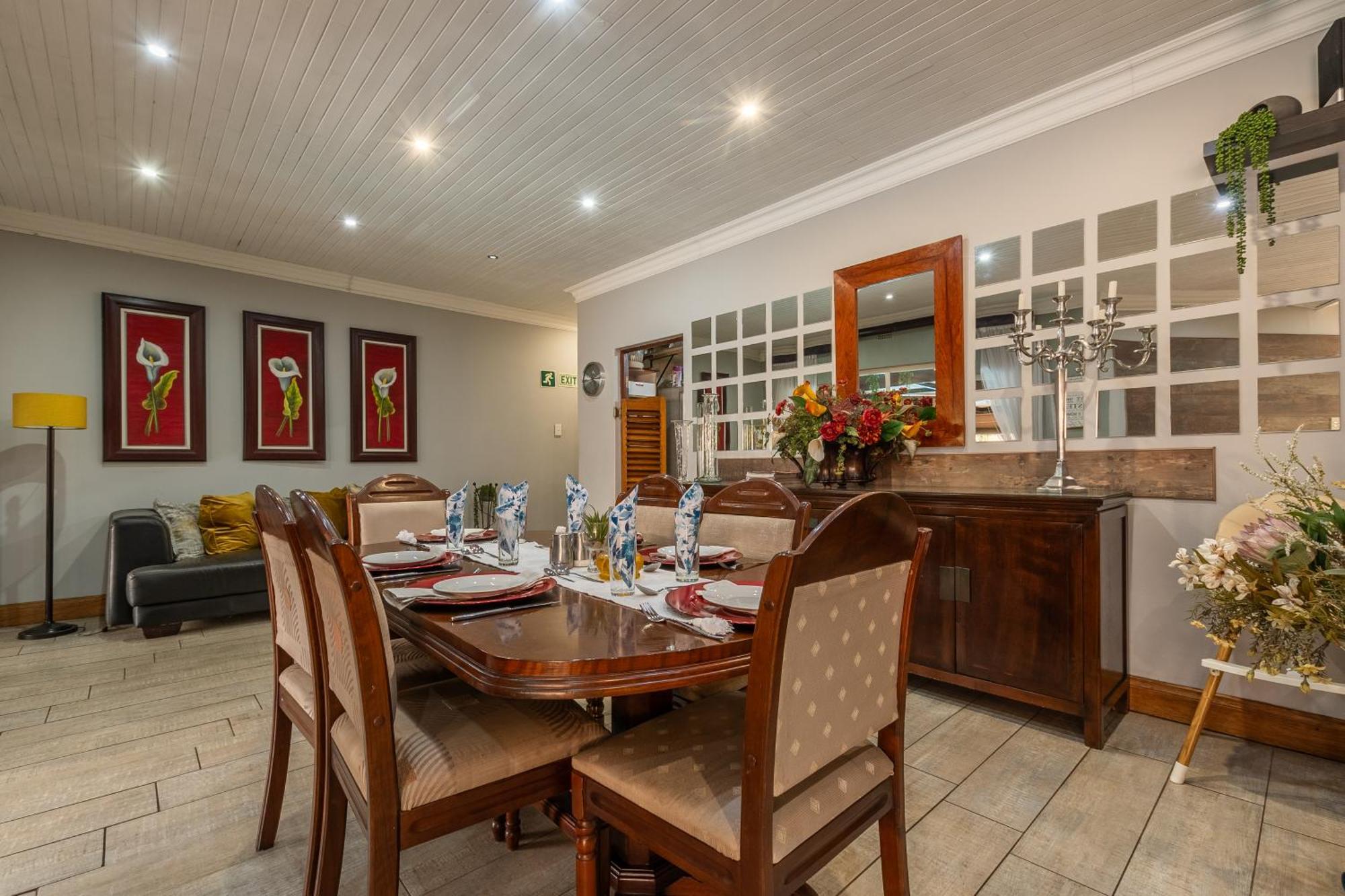 Diamond Rose Guest House Миделбург Екстериор снимка