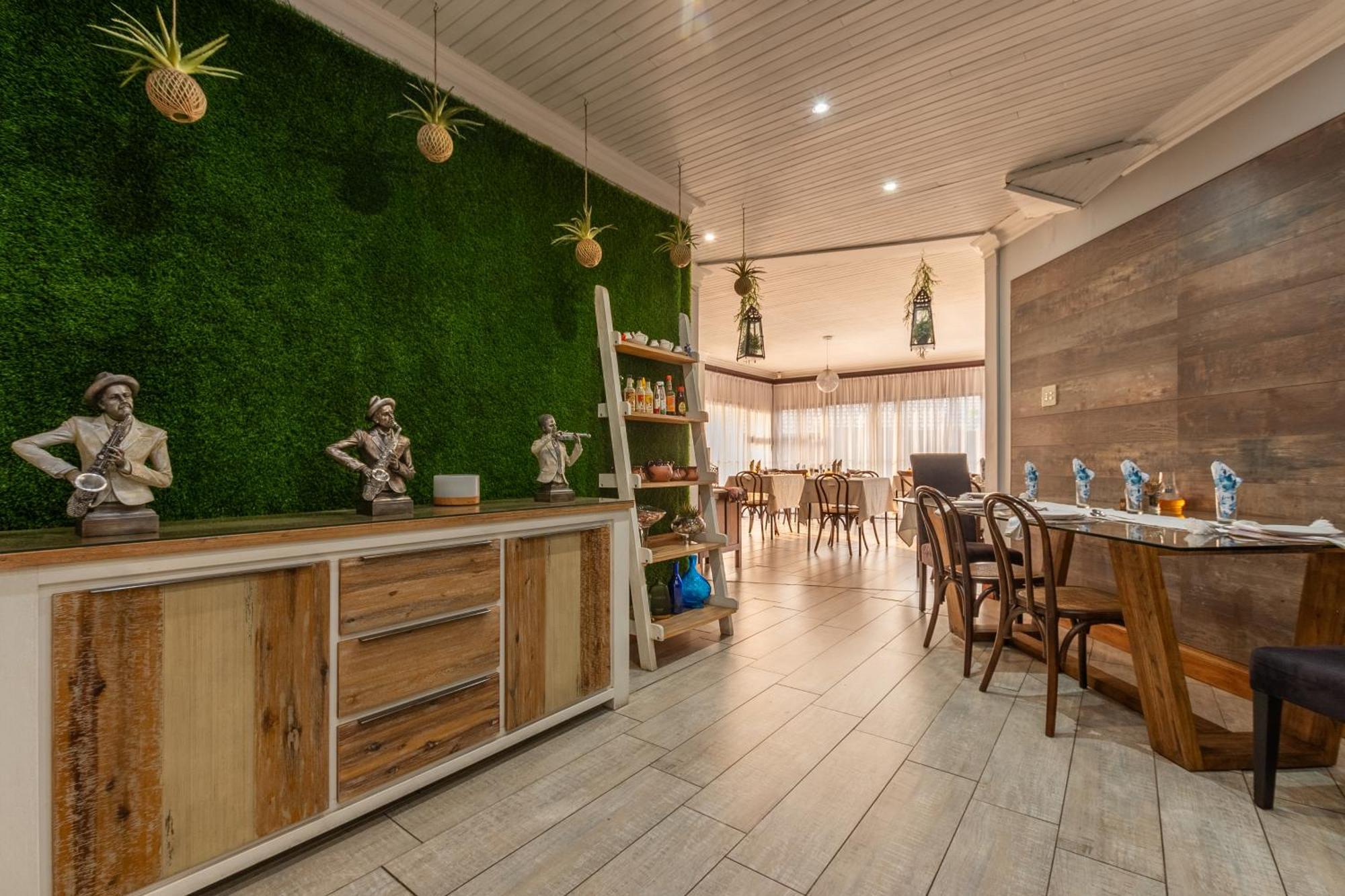 Diamond Rose Guest House Миделбург Екстериор снимка