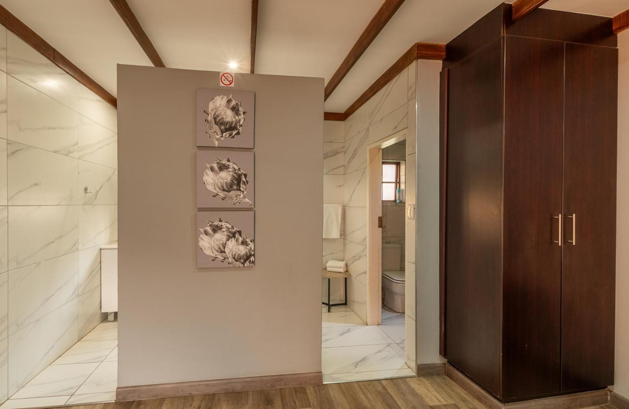 Diamond Rose Guest House Миделбург Екстериор снимка