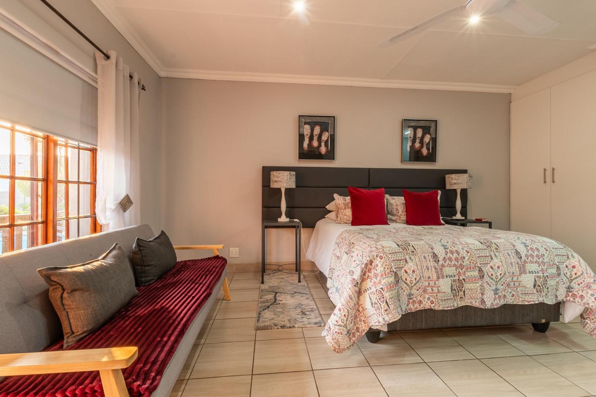 Diamond Rose Guest House Миделбург Стая снимка