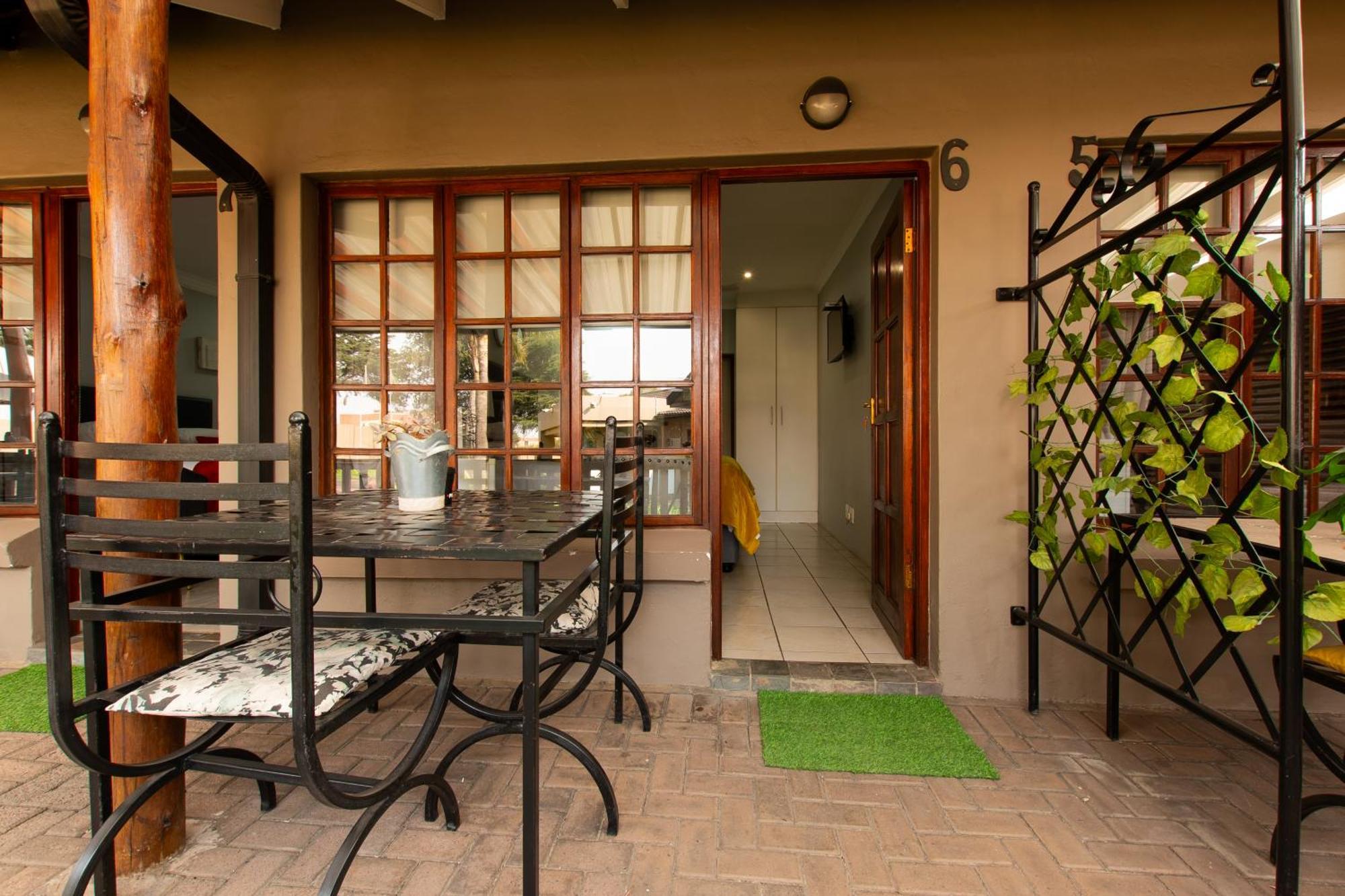 Diamond Rose Guest House Миделбург Стая снимка
