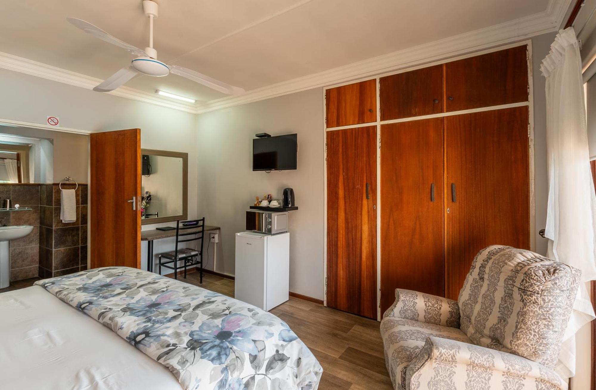 Diamond Rose Guest House Миделбург Екстериор снимка